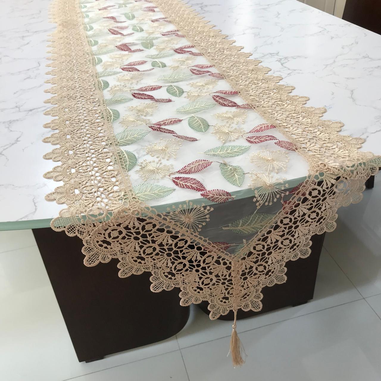 Table Runner 7